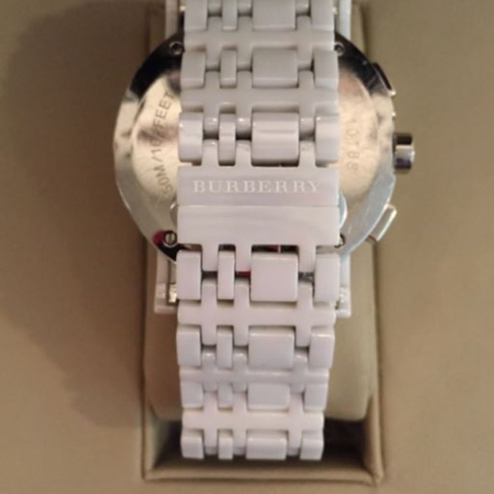 Burberry watch - Picture 3 of 6